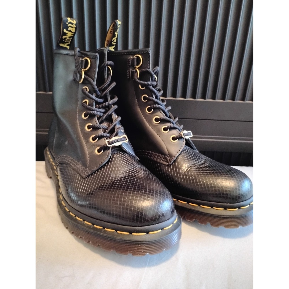 ▪️Dr. Martens 1460 Year of the Snake Boots  Discontinued Collector fall grunge